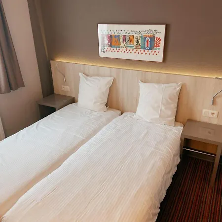 Les100ciels Hotel *