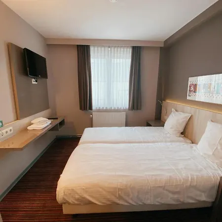 Les100ciels Hotel Saint-Hubert